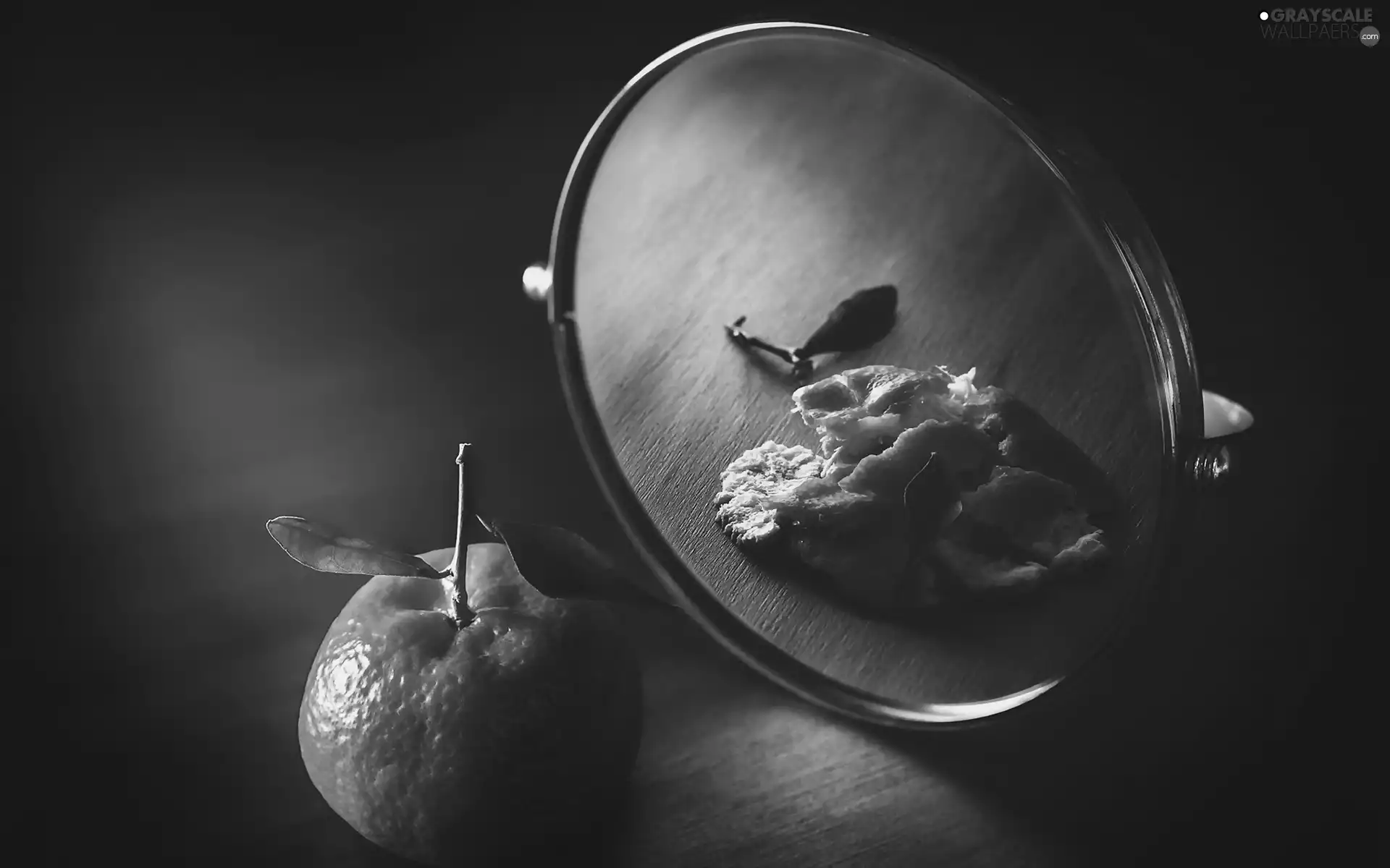 Skins, mandarine, mirror