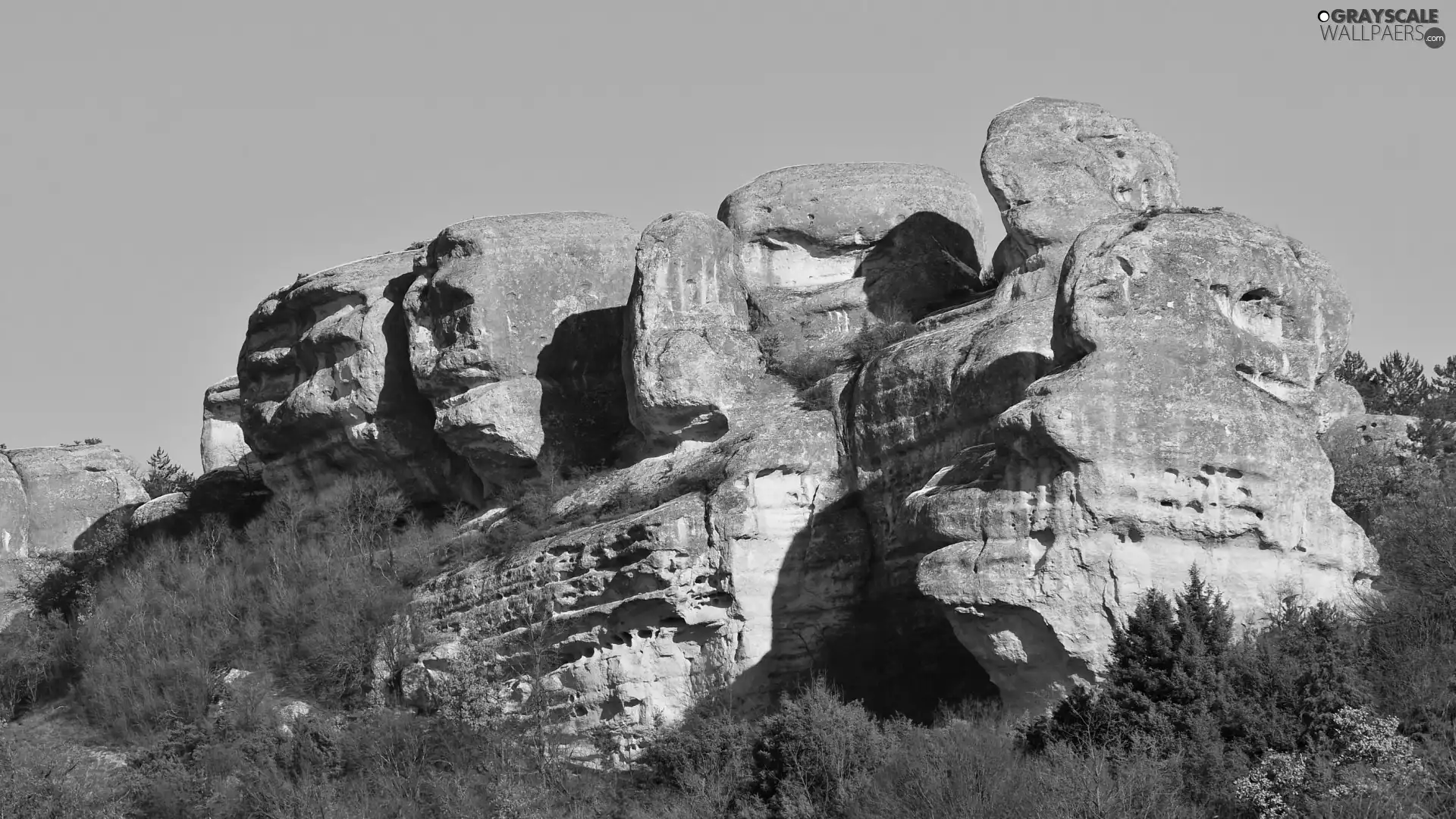 Sky, rocks, Bush