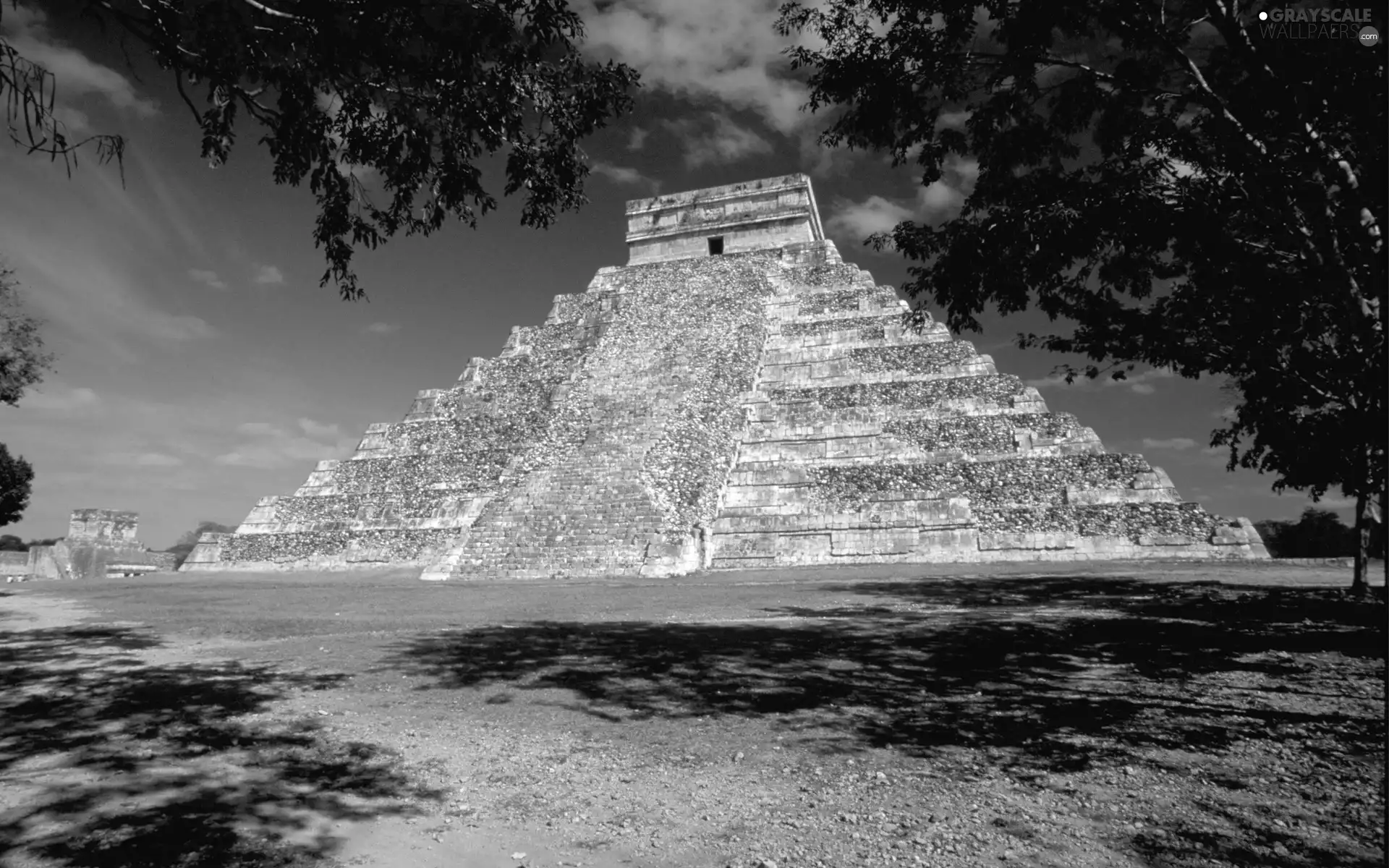 Pyramid, viewes, Sky, trees