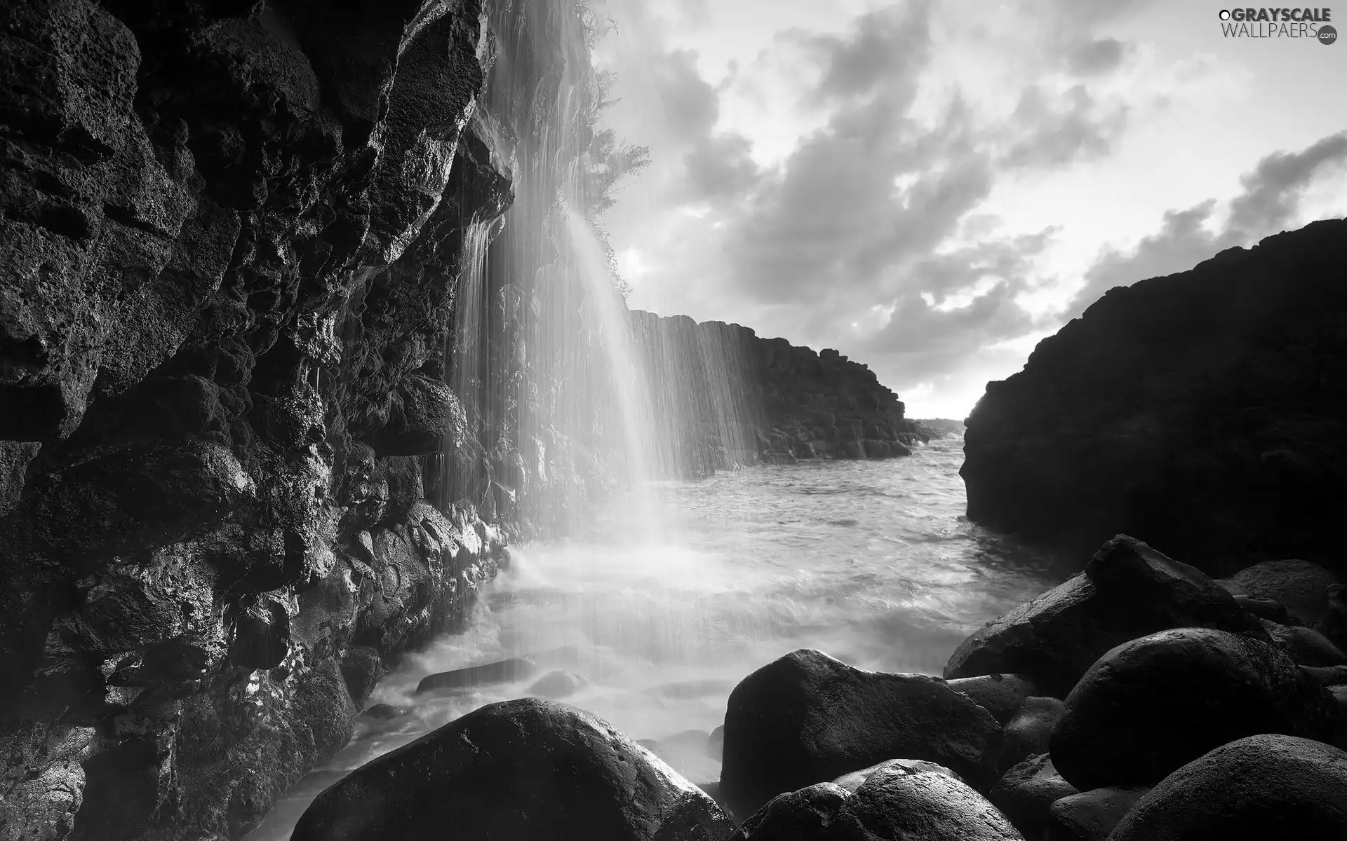 Sky, rocks, sea