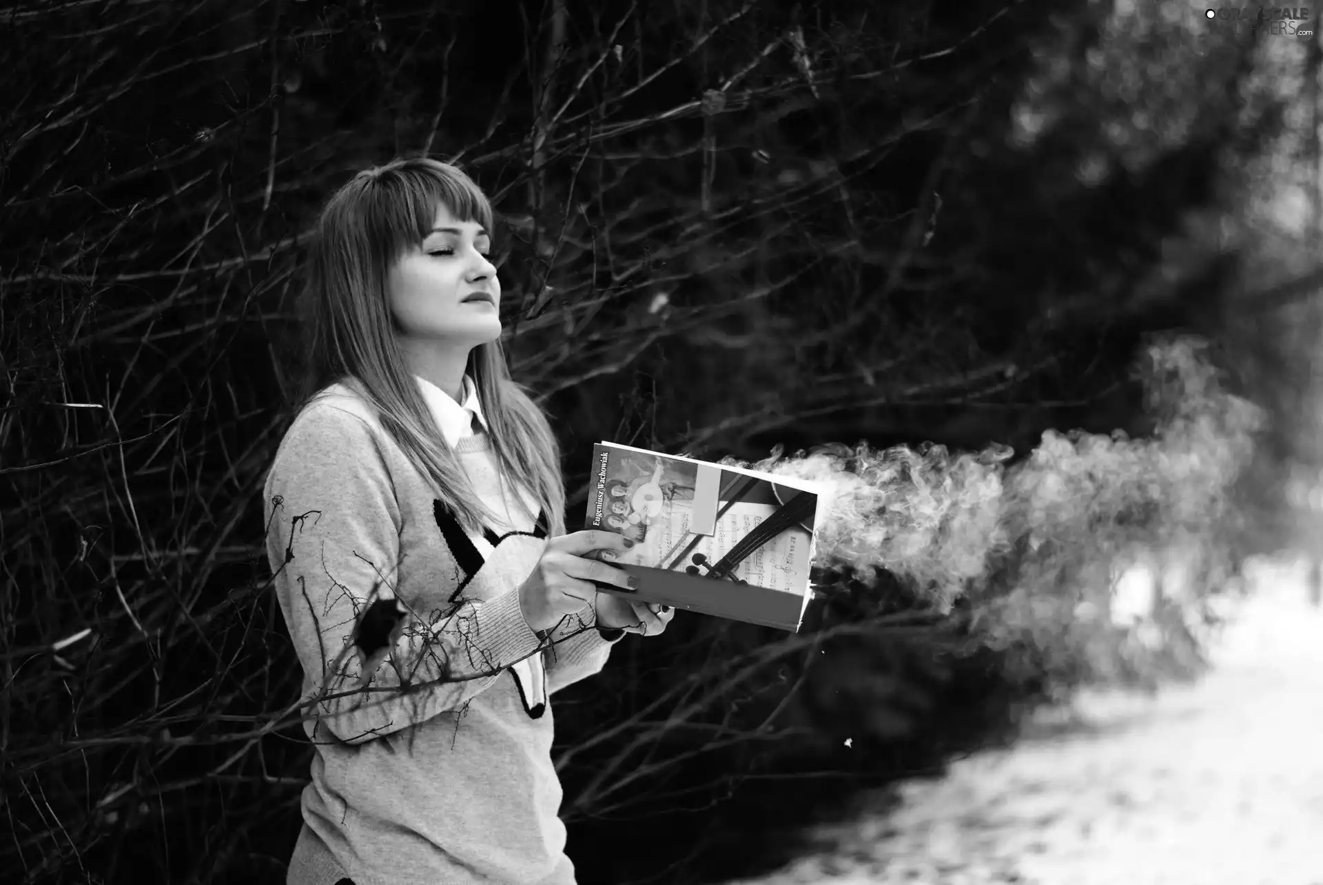 smoke, Women, Book