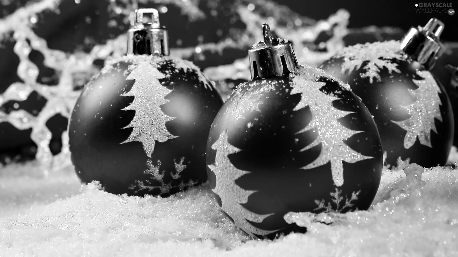 baubles, snow
