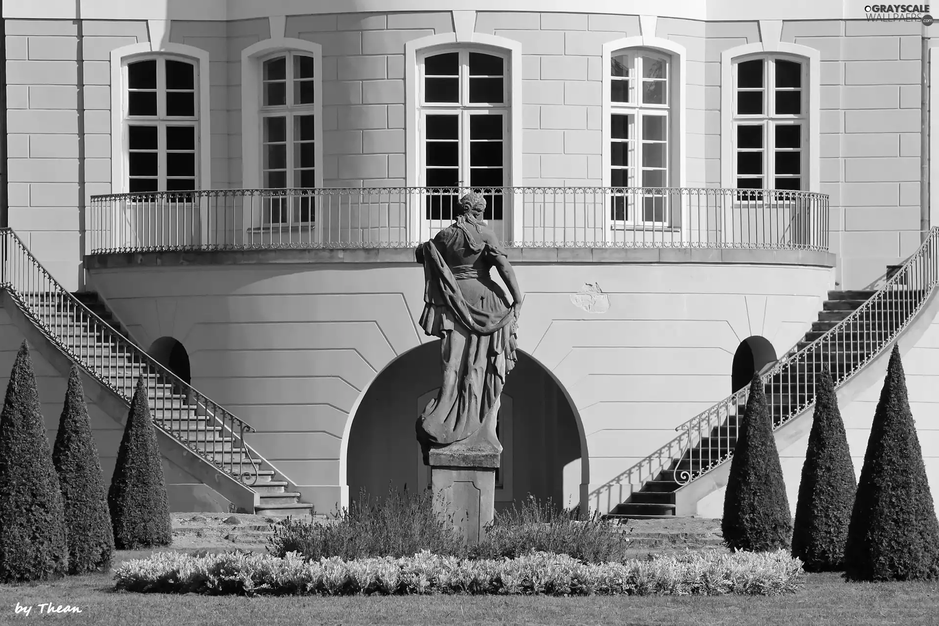 Rogalin, Stairs, Statue monument