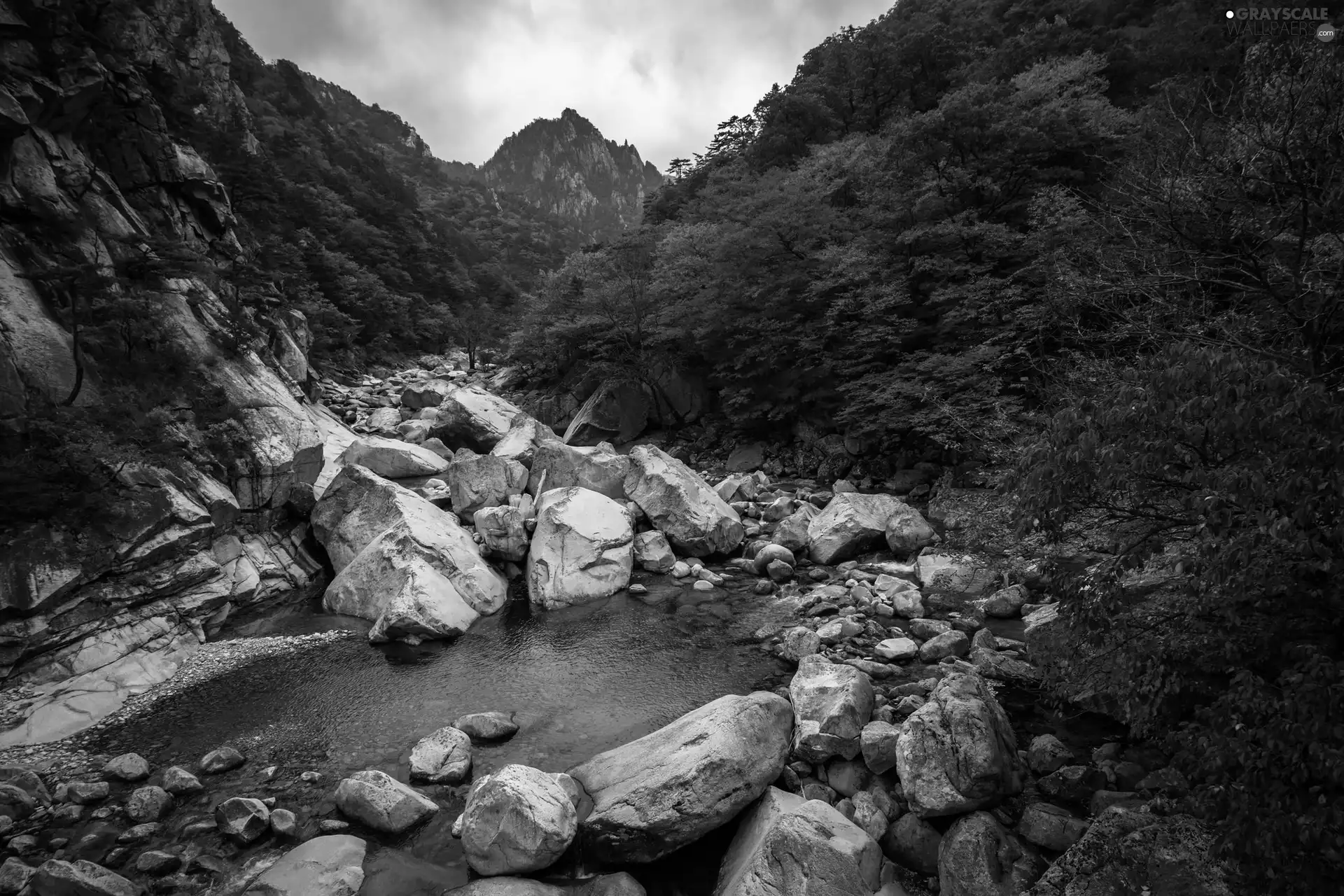 Mountains, Stones