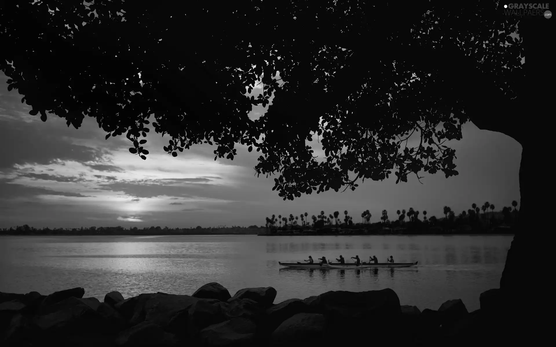 viewes, Stones, sun, Boats, west, trees, lake, People