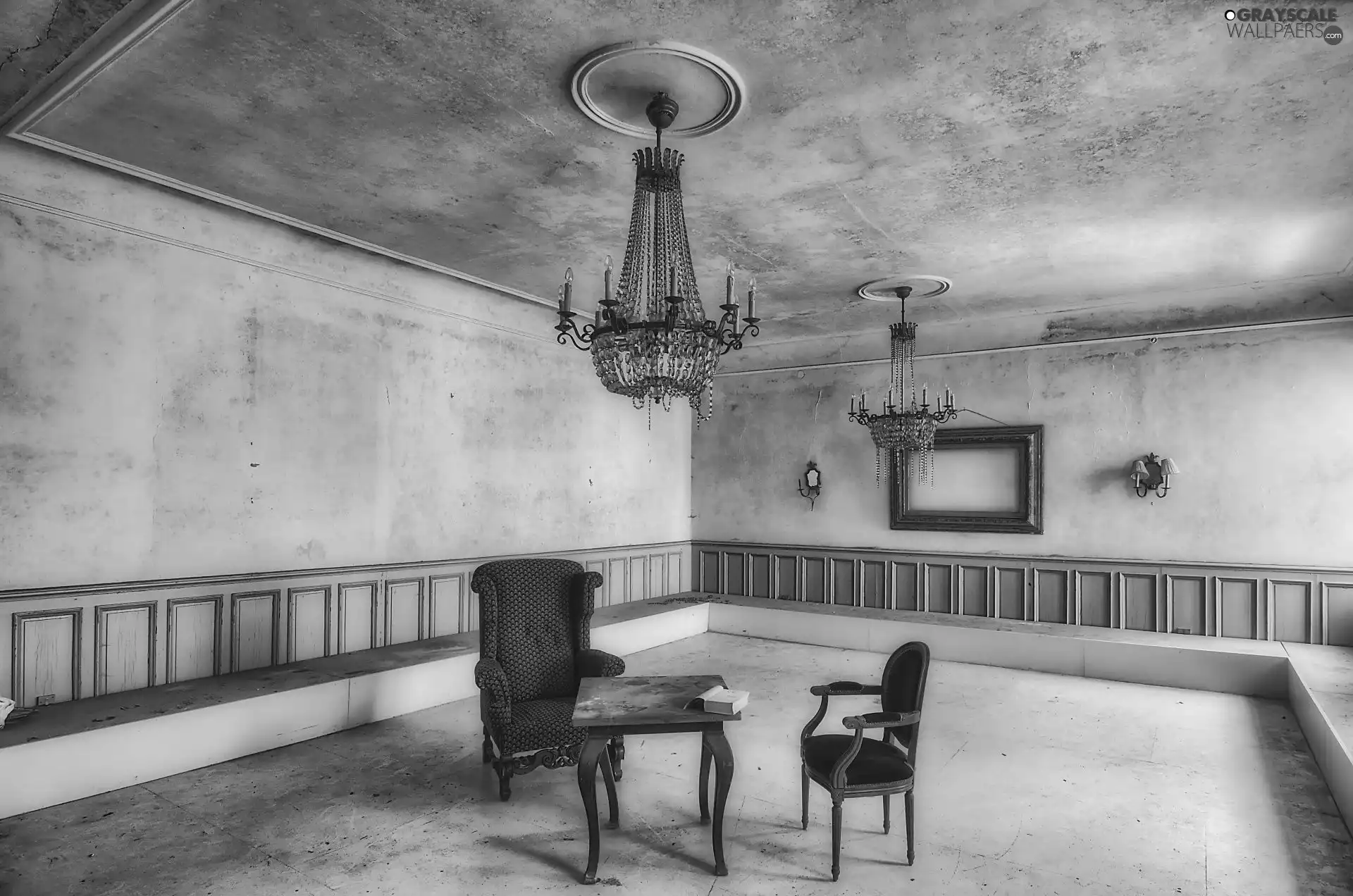 Neglected, girandole, Stool, Room