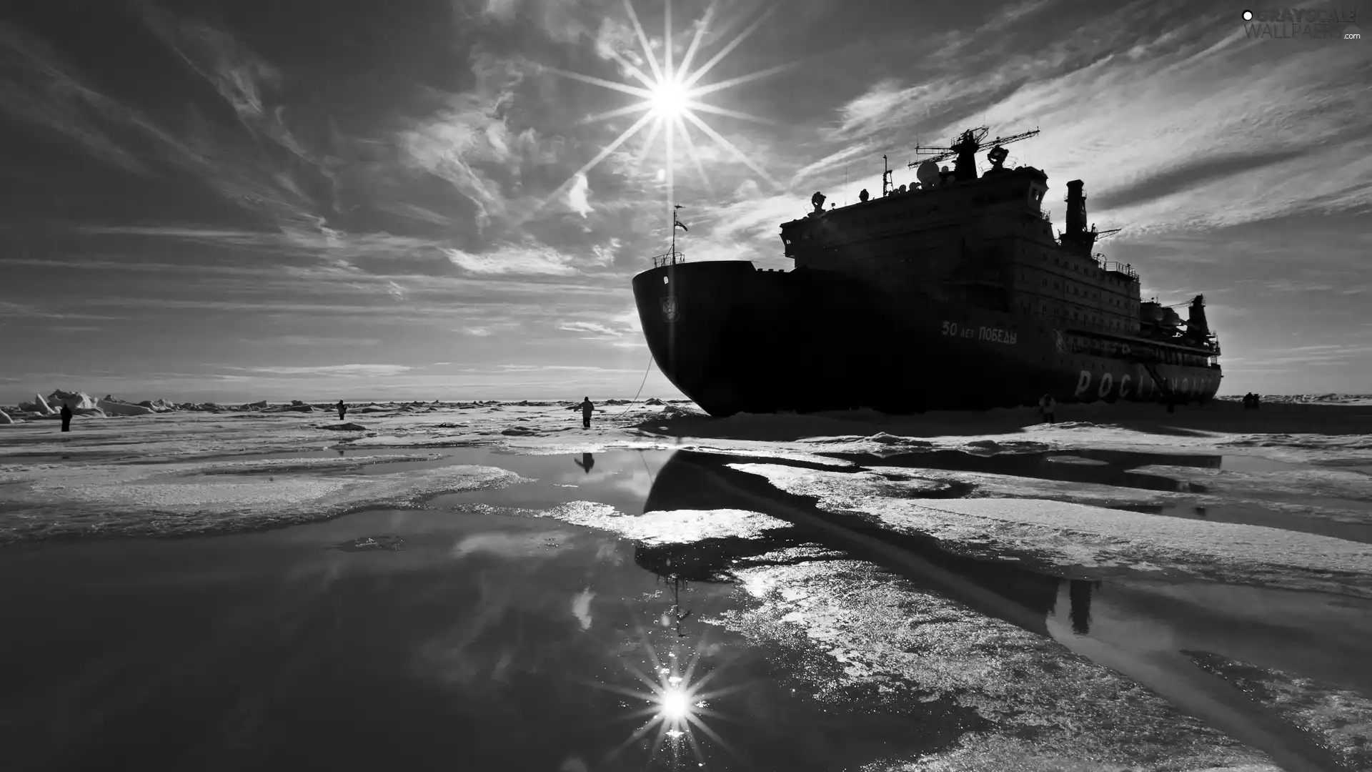 Ice-breaker, People, sun, floe