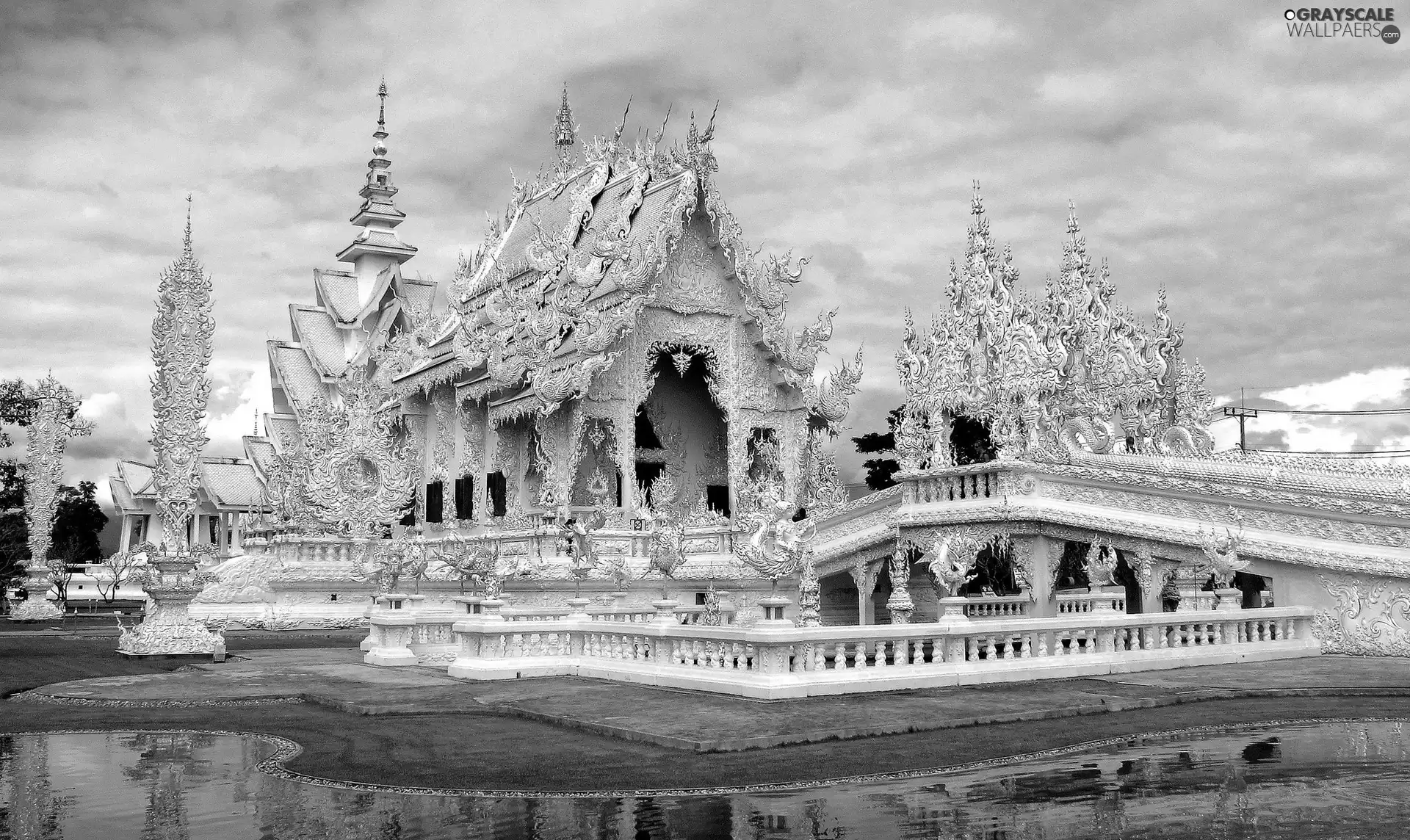 Wat Rong Khun, Thailand, temple