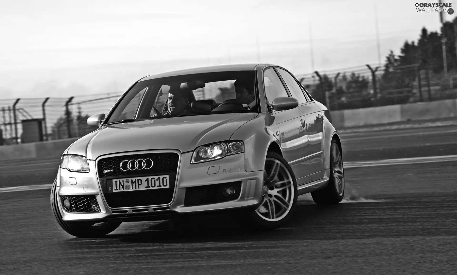 RS4, track