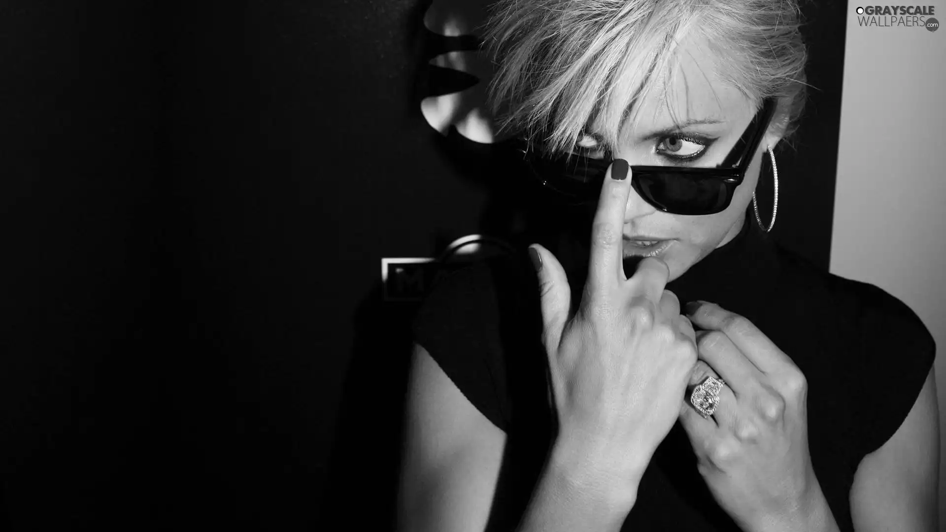 Blonde, Women, make-up, Glasses, jewellery, Mena Suvarii