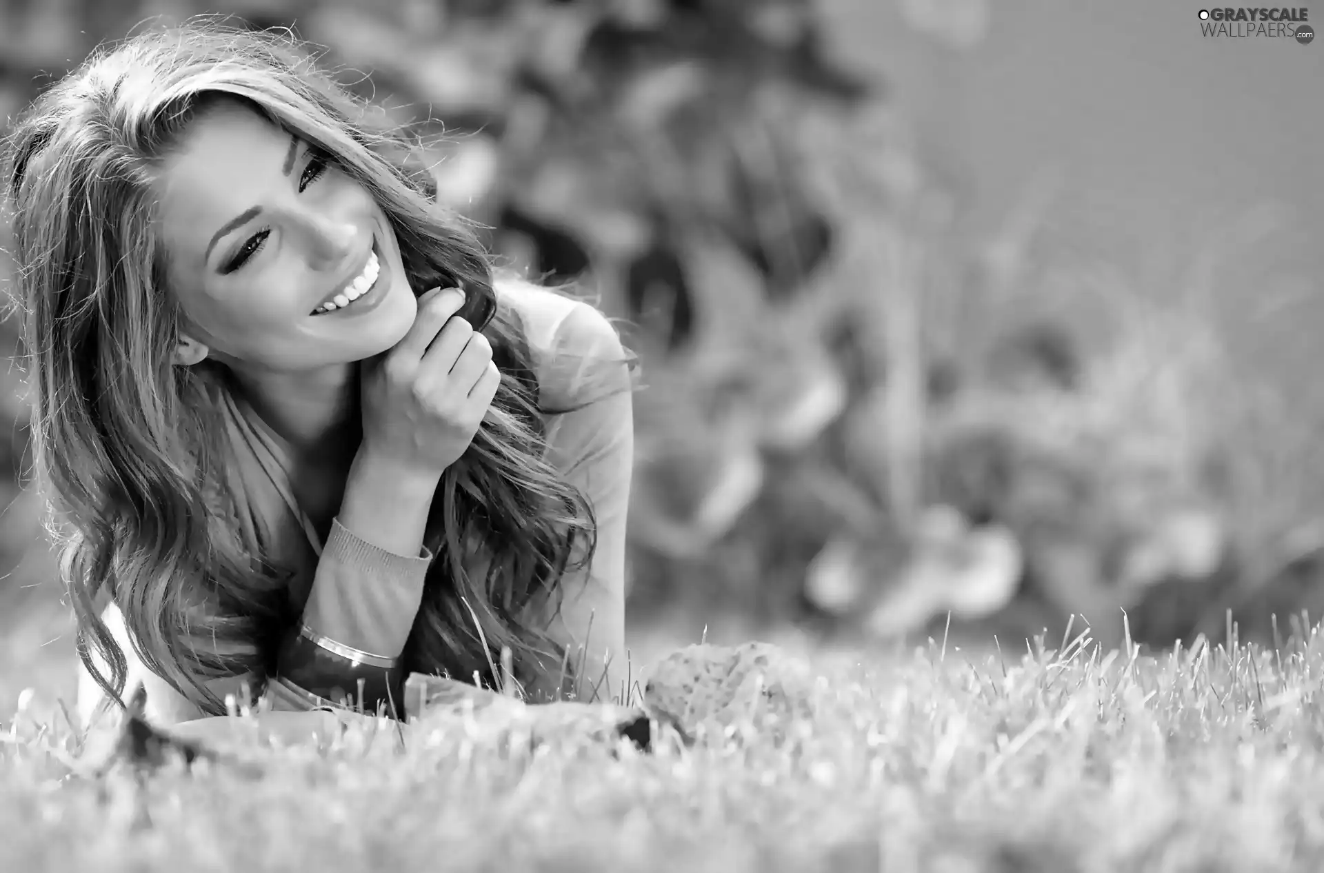 Women, summer, VEGETATION, blur, Lawn, smiling