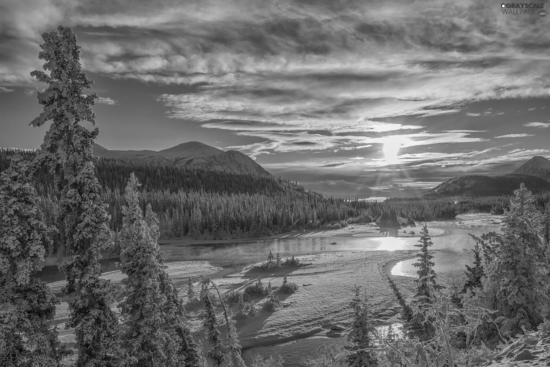 River, winter, forest, Mountains, clouds, rays of the Sun, viewes, snow, trees
