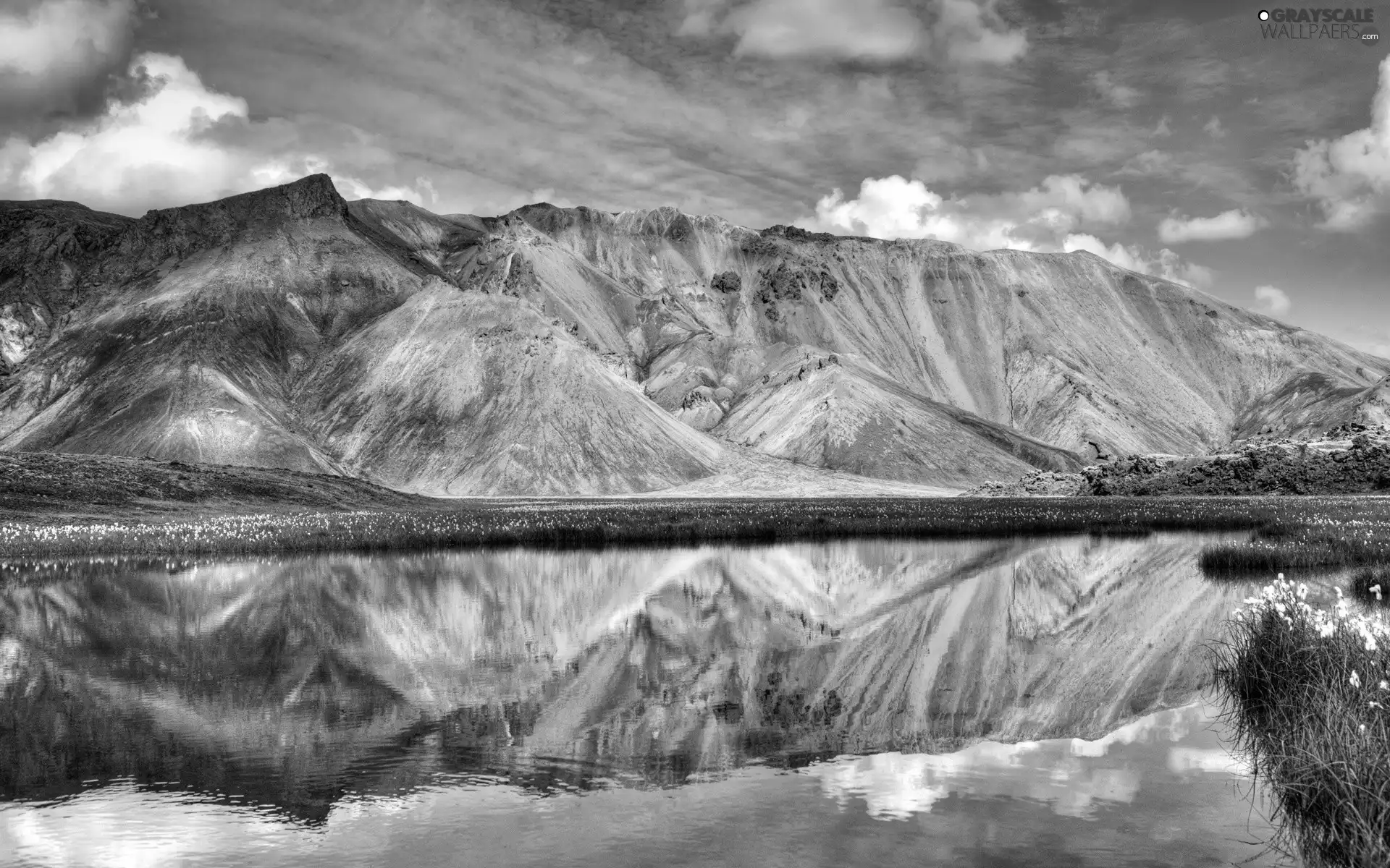 water, Mountains, clouds