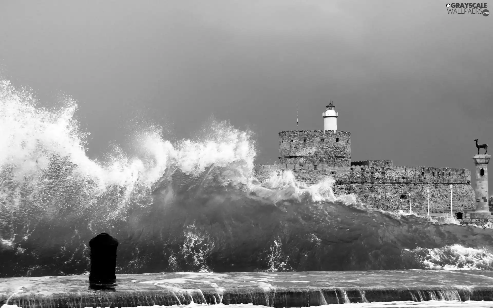 Lighthouse, sea, Waves, maritime