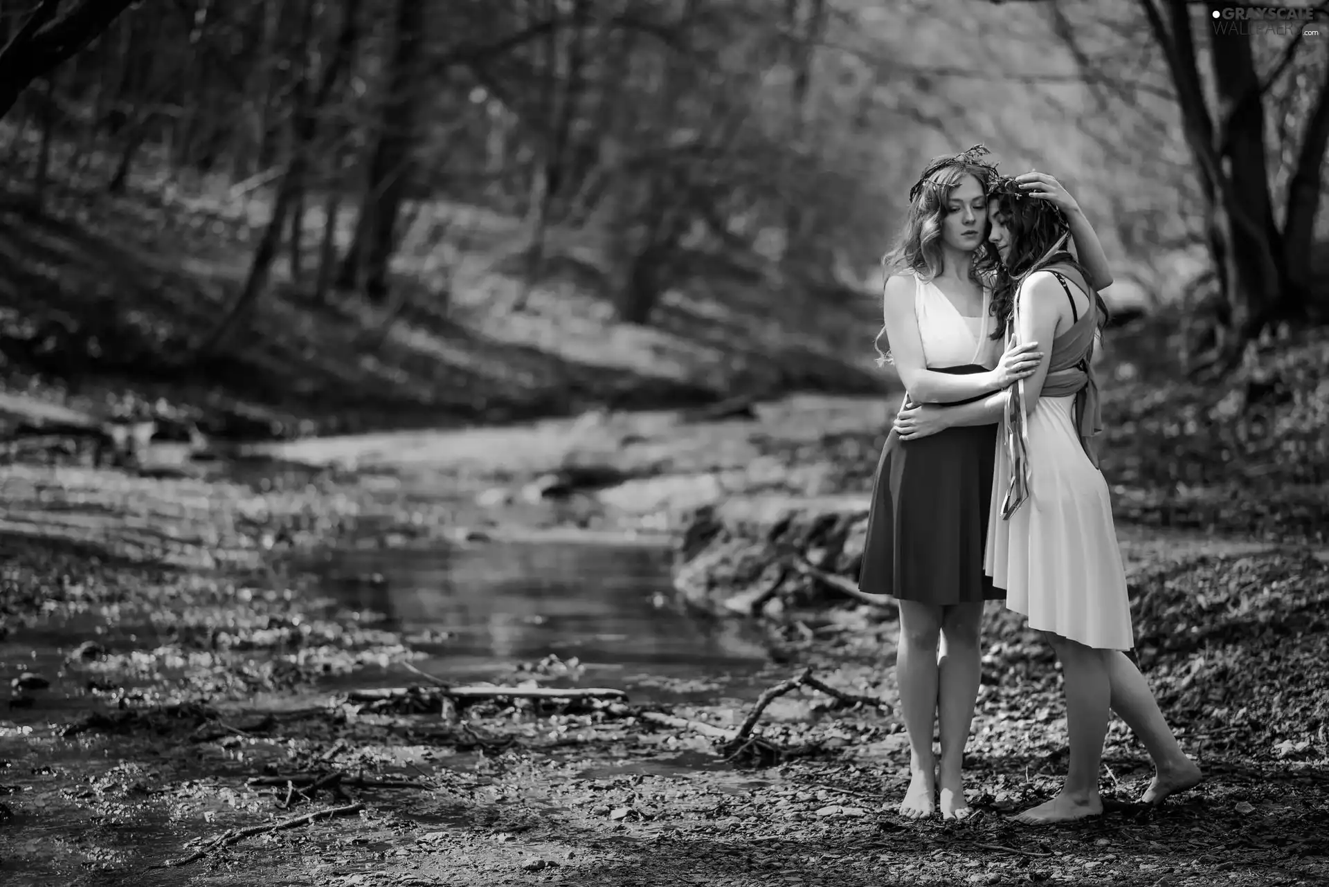 Womens, forest, Two